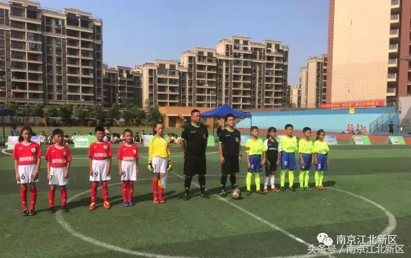 这个六月，看新区这群娃娃挥汗如雨战金陵！