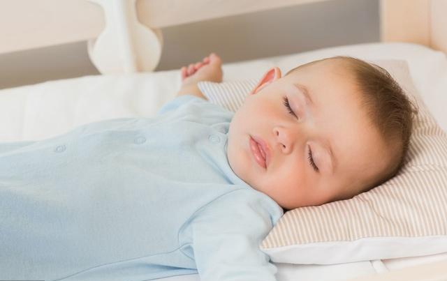 奶睡怎么办快速解决方法,奶睡的危险及如何戒奶