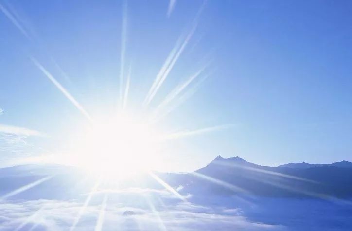 夏天脸晒黑了怎么变白,怎么防晒夏天不被晒黑