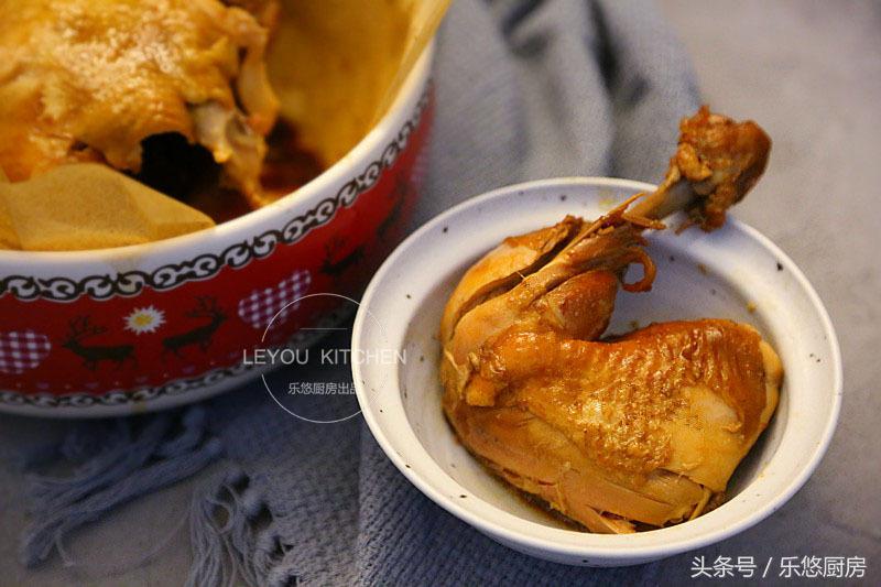 铁锅炖鸡怎么炖到软烂脱骨,炖鸡爪子软烂脱骨大火还是小火