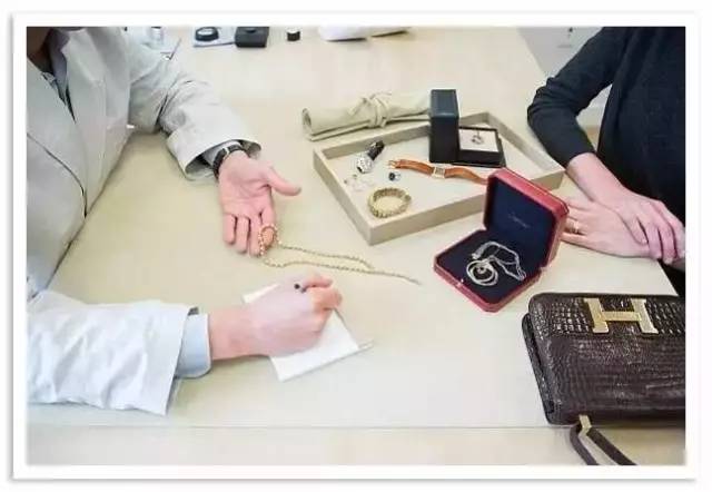 43岁被老公赶出家门赚32亿,43岁被老公赶出家门60岁却赚32亿