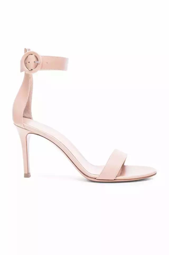 显腿长又显瘦的高跟鞋,裸色细跟高跟鞋秋冬搭配