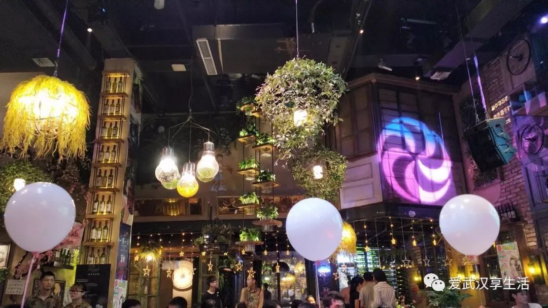 2018世界杯在哪里直播,武汉世界杯赛程