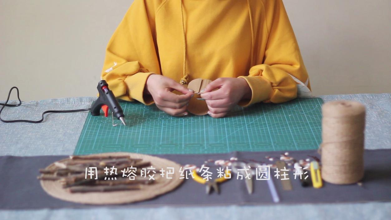 好看的笔筒怎么做用粘土,简单漂亮的小清新笔筒