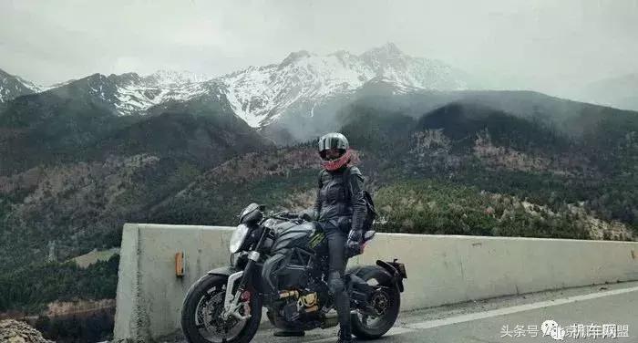 只因一款游戏，他骑着CBR300R进*藏西**了！