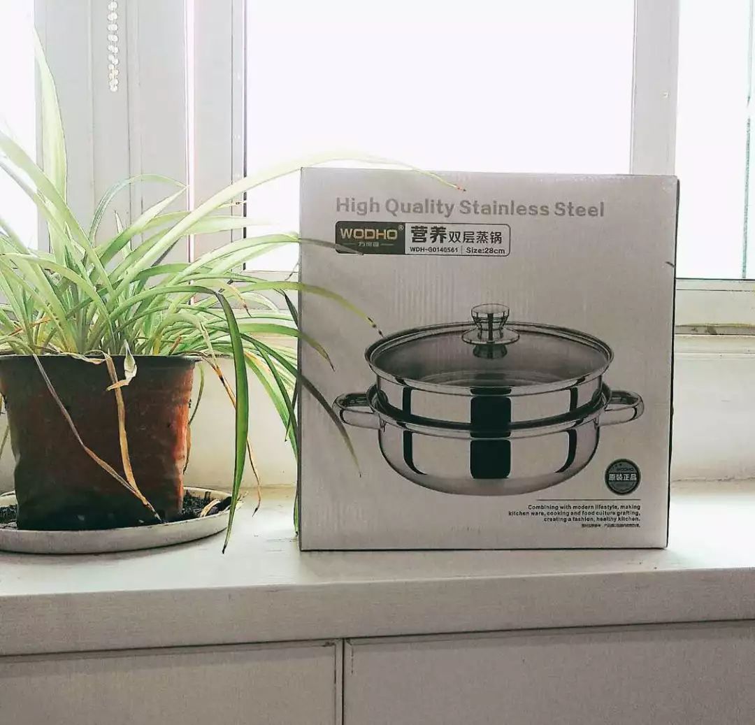 发宝贝踢足球照片的朋友圈,孩子踢足球得奖发朋友圈