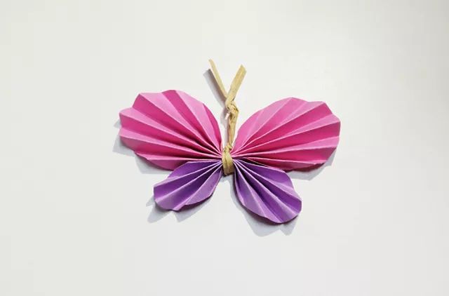蝴蝶折纸简单制作方法视频,折纸手工8-10岁折蝴蝶