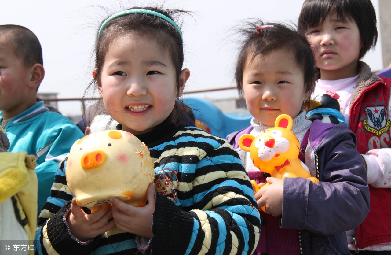 孩子花钱大手大脚的原因,孩子花钱大手大脚应该怎么教育