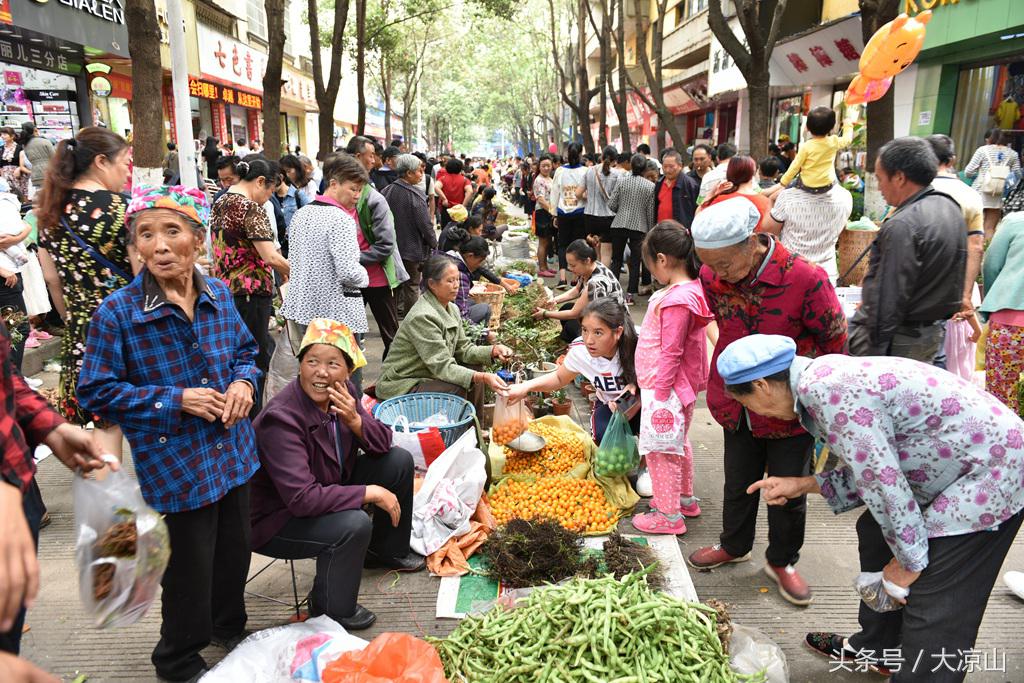 相机记录德昌端午节19年传统端午在大凉山非常火爆今年县政府主办值得期待