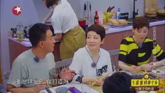 王晓晨吃饭打包大闸蟹,王晓晨喝水呕吐第几集