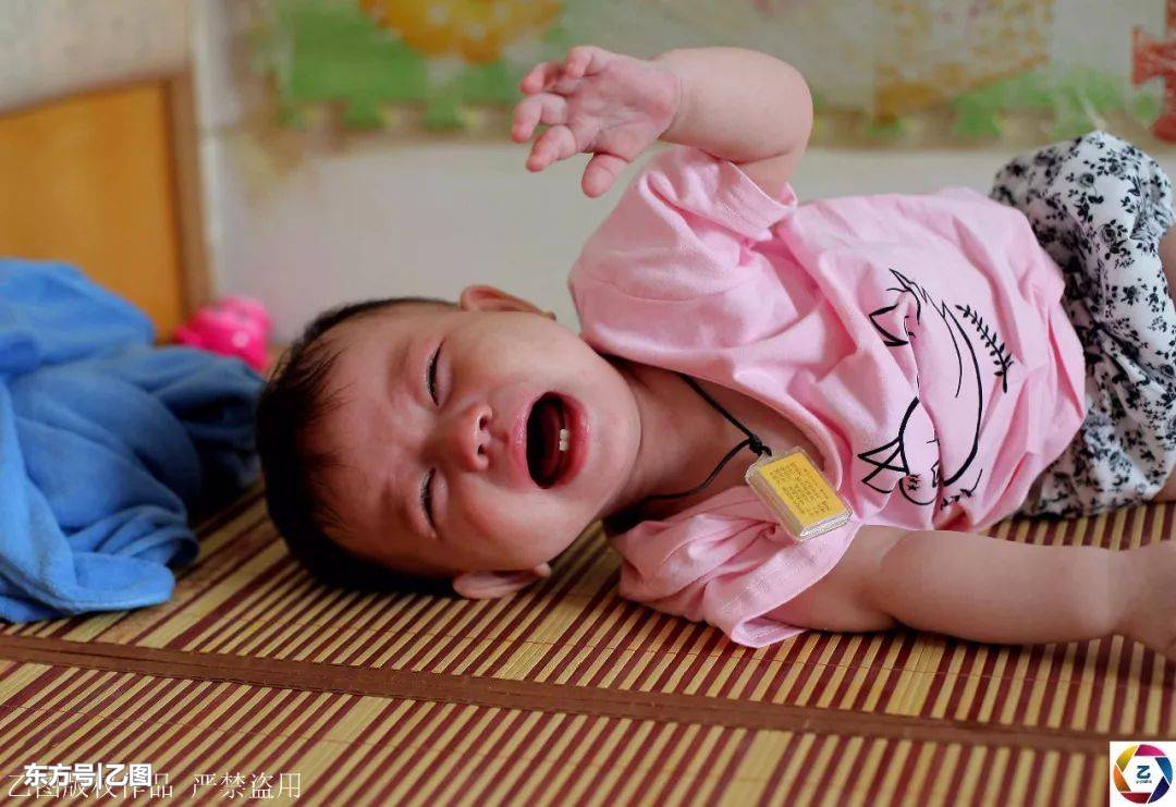 大眼宝宝爸爸,大眼宝宝太可爱了