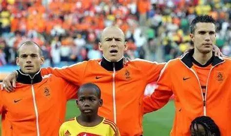 伪球迷看球朋友圈,世界杯伪球迷2分钟速成