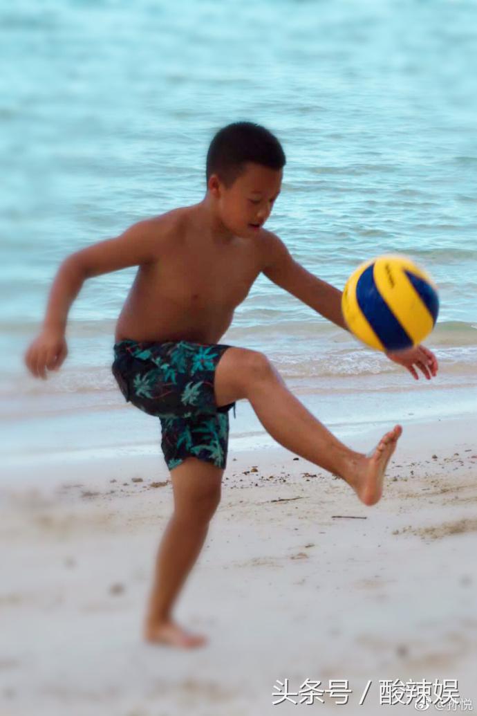 濂虫槑鏄熺埍瓒崇悆,濂虫槑鏄熺埍瓒崇悆鏄庢槦