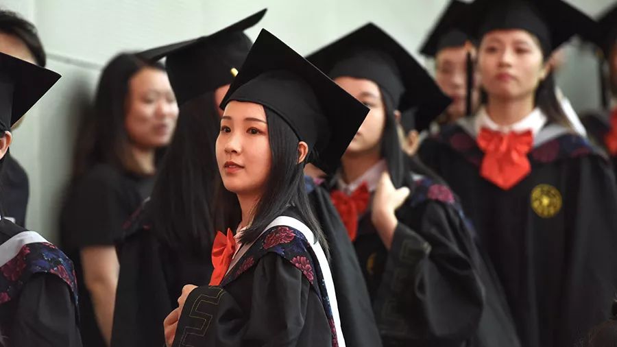 青春最珍贵的C位，是浙江大学城市学院的学位！