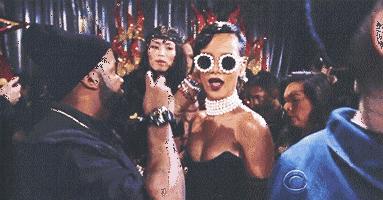 朴信惠戴的黑天鹅项链,朴信惠珍珠