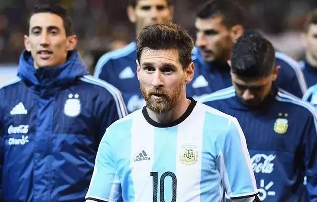 世界杯汽车品牌营销案例,俄罗斯世界杯现代汽车联名足球