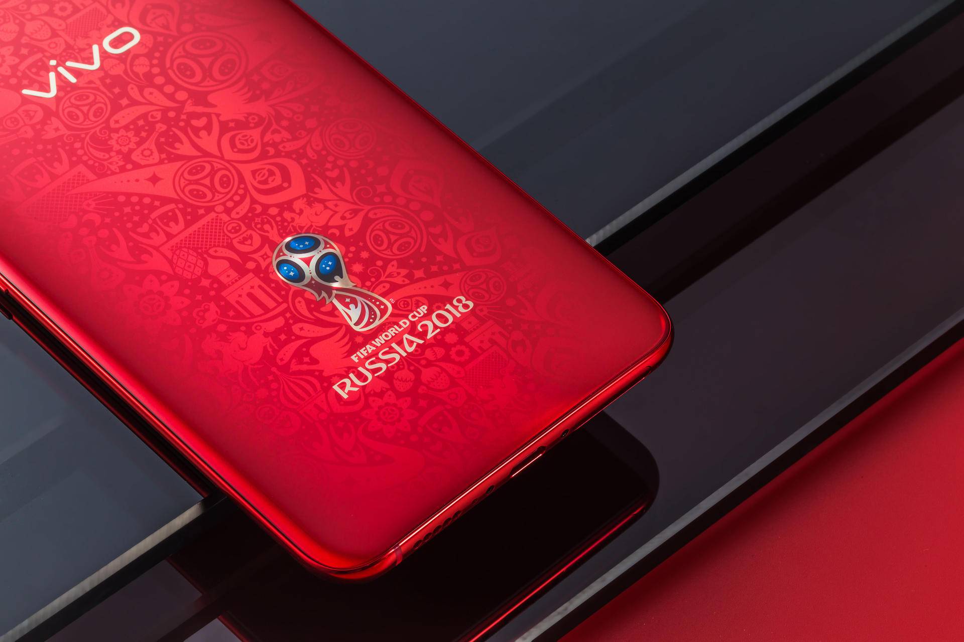 球迷就买这款vivo，FIFA世界杯专属定制无敌了