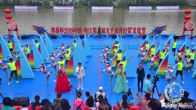 速度与激情桥上飞跃片段,速度与激情飞跃大桥精彩片段