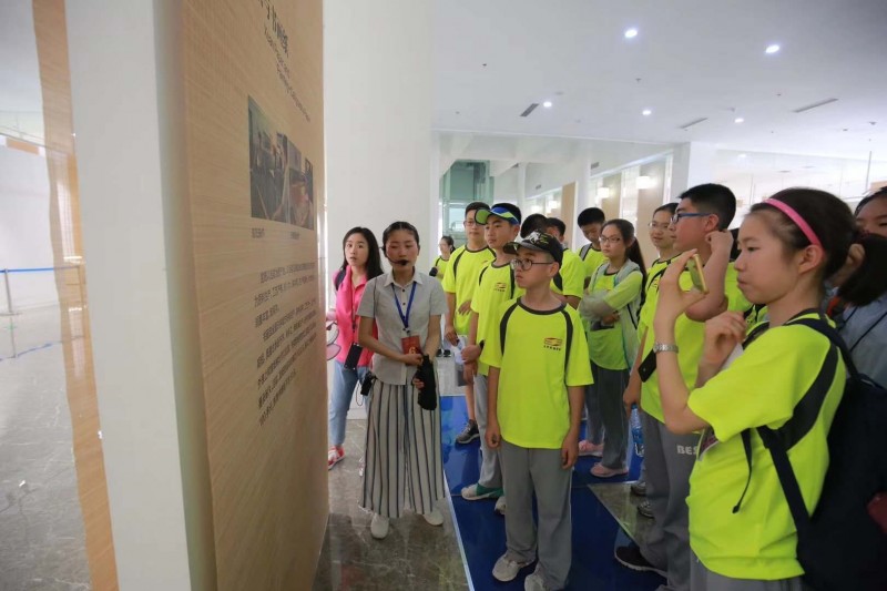 行万里路是为了寻找远方的自己,春风十里只为遇见更好的自己