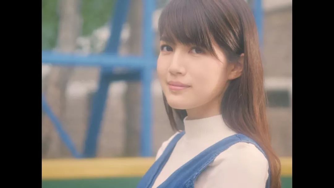 被指玉女掌门人接班人九零后女神拍摄柠檬茶广告激似周慧敏