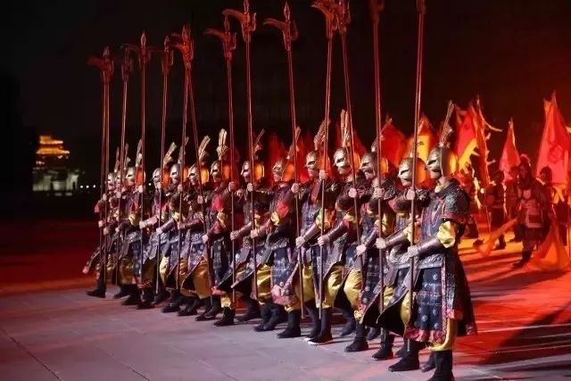 带上你的SuperHero，一起留下最温暖的回忆！