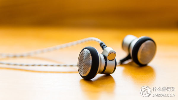 阿思翠lyraclassic耳机评测,阿思翠天琴座平头耳塞
