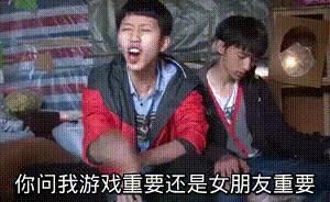 国外男子教女朋友装机，女子不嫌弃用的8年前的CPU，还能流畅吃鸡