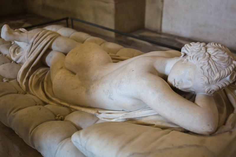 欧洲人像雕塑过程视频,欧洲人物雕像面部