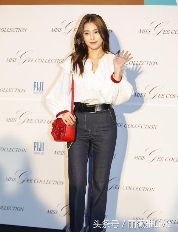 一件雪纺衫怎么搭,夏天白色雪纺上衣太透穿什么内搭