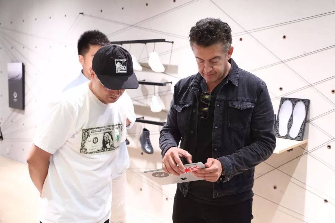 种草｜3D打印的球鞋很厉害？这间鞋履黑科技中心了解一下