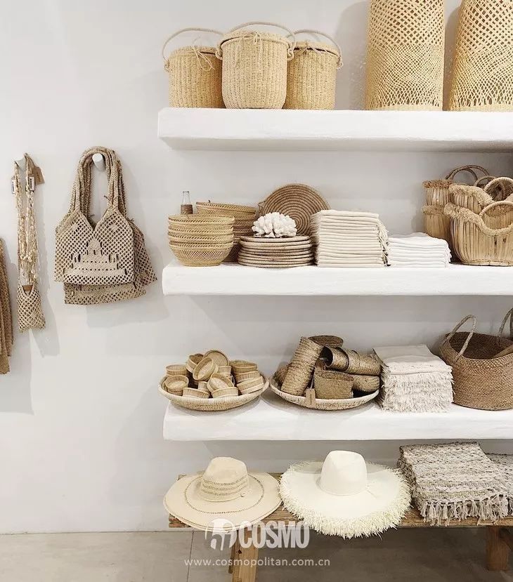 刘雯穿的小黑鞋运动鞋,刘雯复古高级鞋