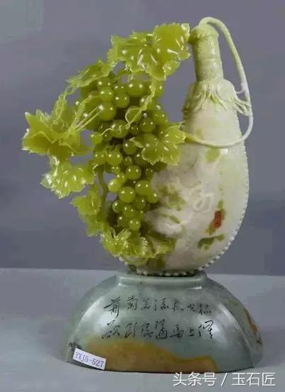 岫岩花玉深绿色原石图片,岫岩花玉哪个颜色贵图片