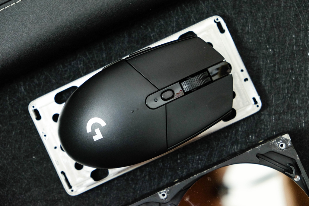 秀出精彩就用罗技g304无线鼠标,罗技g304无线鼠标打游戏测评