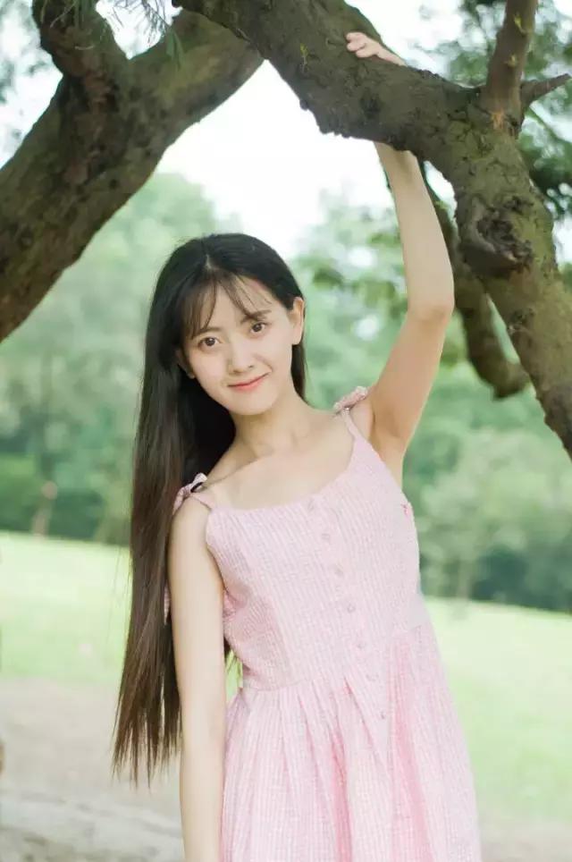 夏天拍照必备的10件衣服,夏季拍照服饰搭配图片