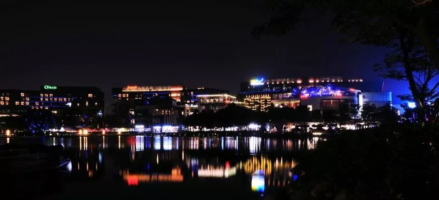 深圳的夜景哪个地方比较漂亮,深圳夜景灯光秀最佳观看地点