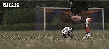 足球十大技巧秀,学会这几个足球小技巧