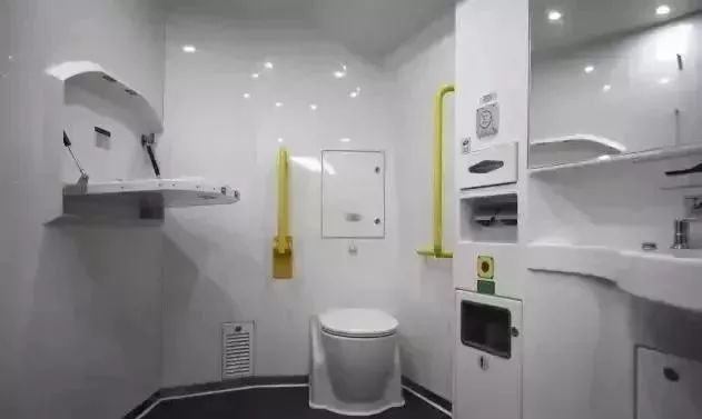 今年9月，郑州每天1趟动车到香港！要不要去香港逛逛？