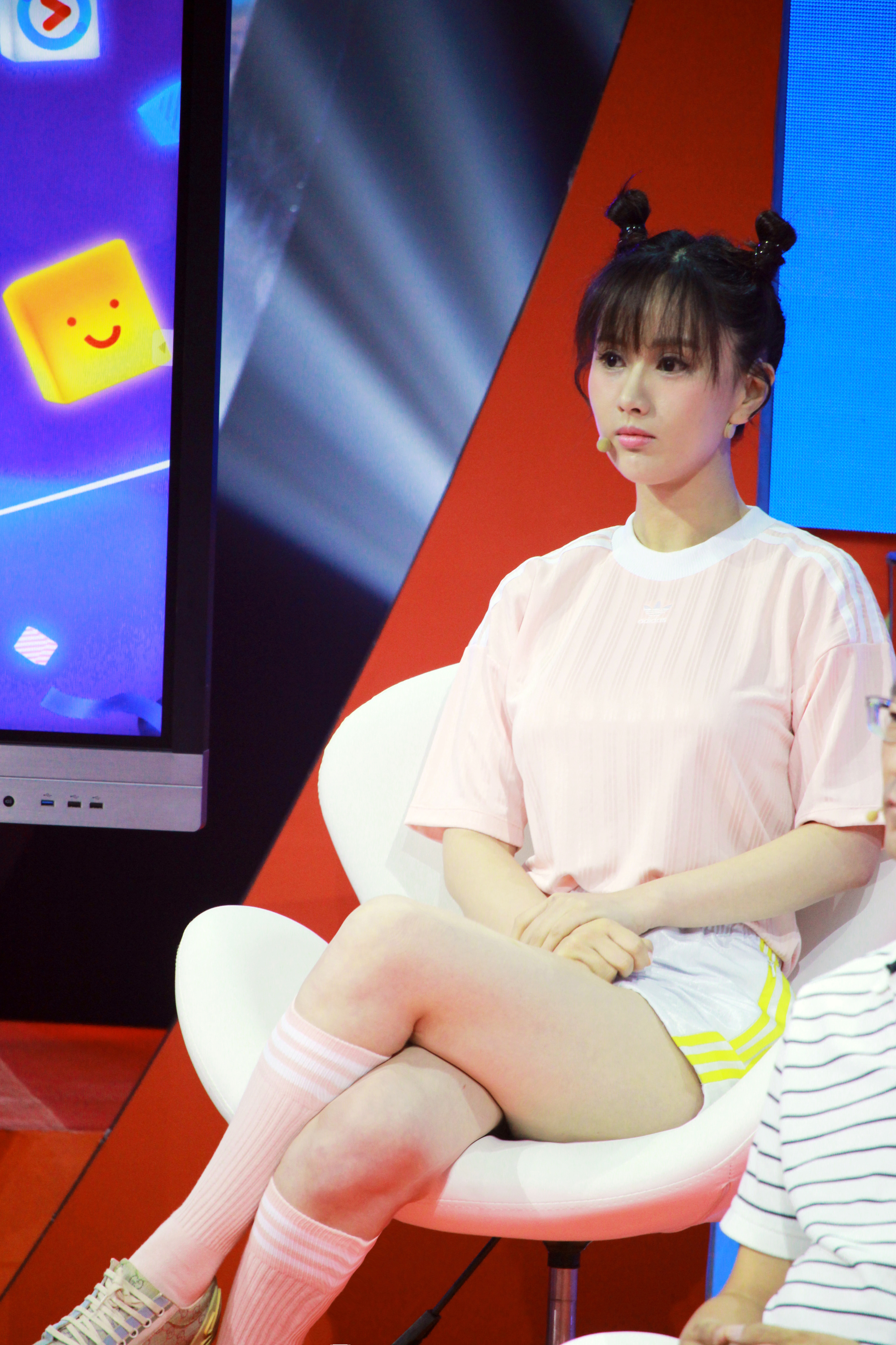 梁缘全部视频,梁缘个人音乐会