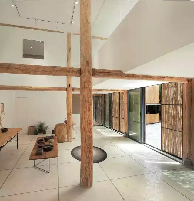 一个辍学生在大理租下23个足球场大的地方，种菜、养牛、建农场