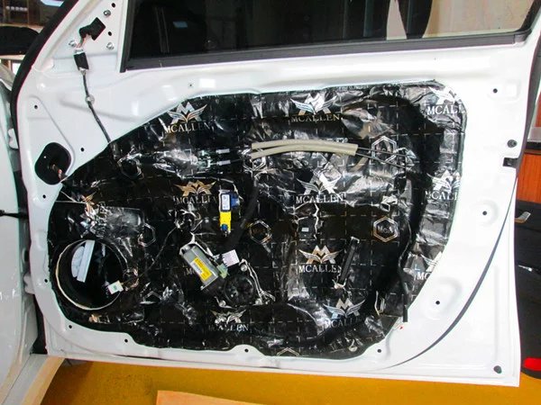 起亚k5音响改装最佳效果,起亚k5凯酷顶配改装音响