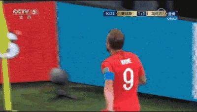 奇缘!原来贝克汉姆13年前已为英格兰队队长凯恩“证婚”!