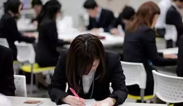 职场销售三句话不能说什么,做销售如何避免踩红线