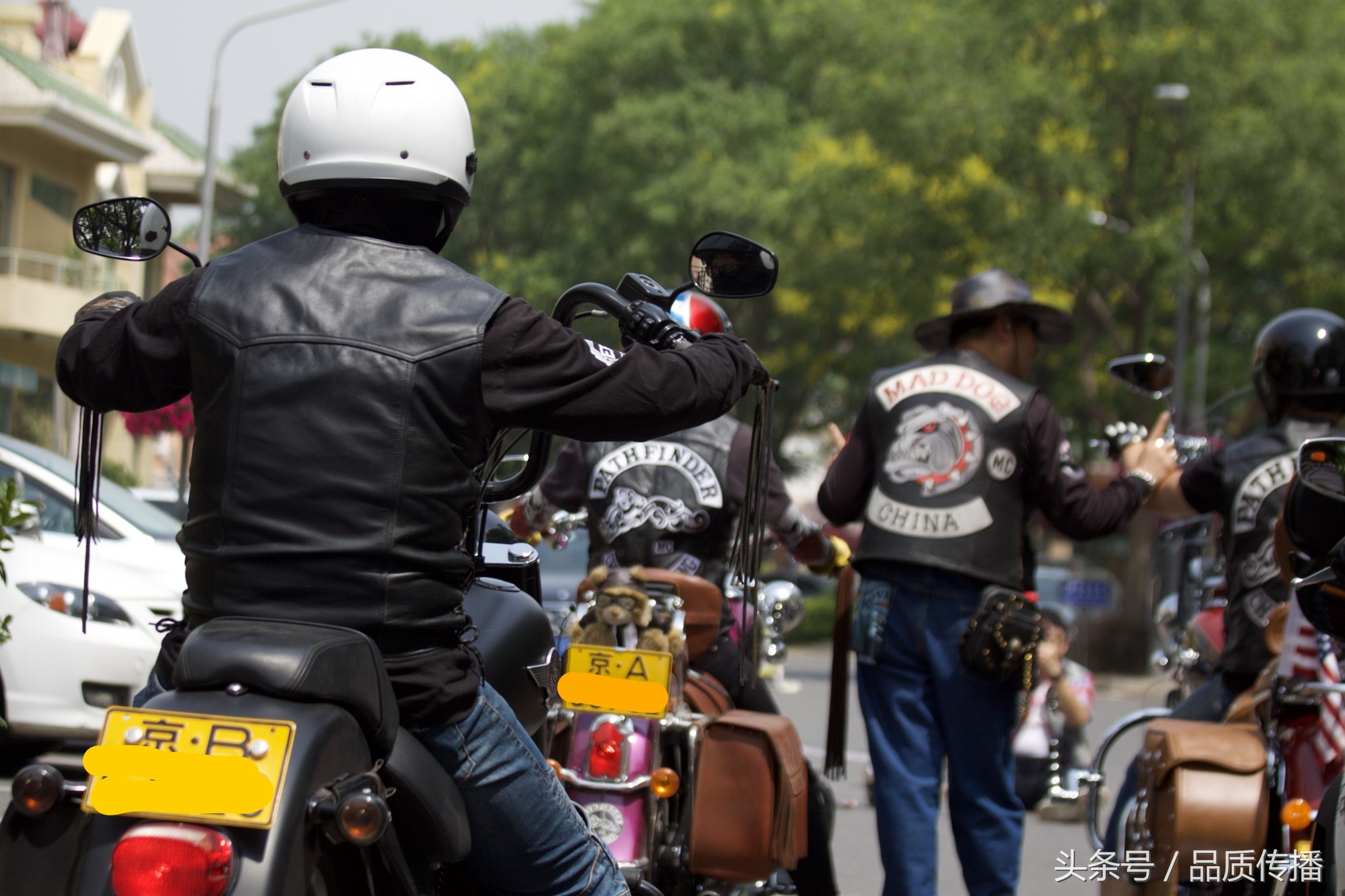 每人被俱乐部认可，哈雷俱乐部才能被社区认可，骑车、公益、成熟