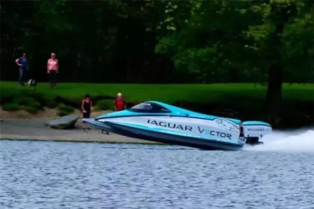 海陆空都不放过！这些“不务正业”汽车品牌，到底做出了什么？