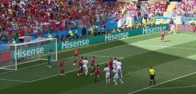 脏!尤文铁卫化身战争狂人踩C罗推佩佩还错失绝杀该他背锅