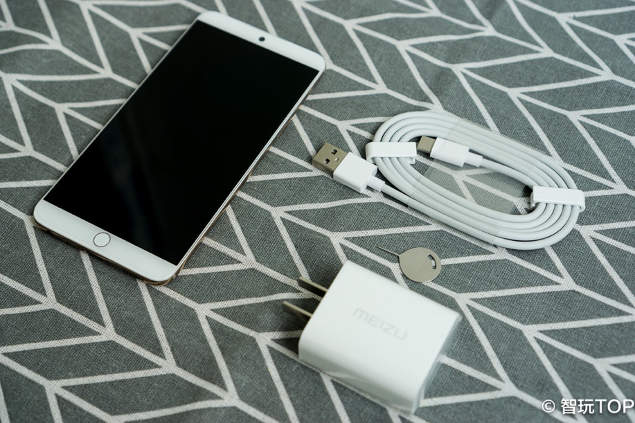 魅族15和苹果比,魅族15与iphonese