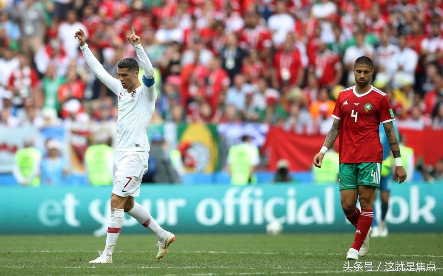 世界杯有2张脸克里斯蒂亚诺·罗纳尔多和塞普·布拉特