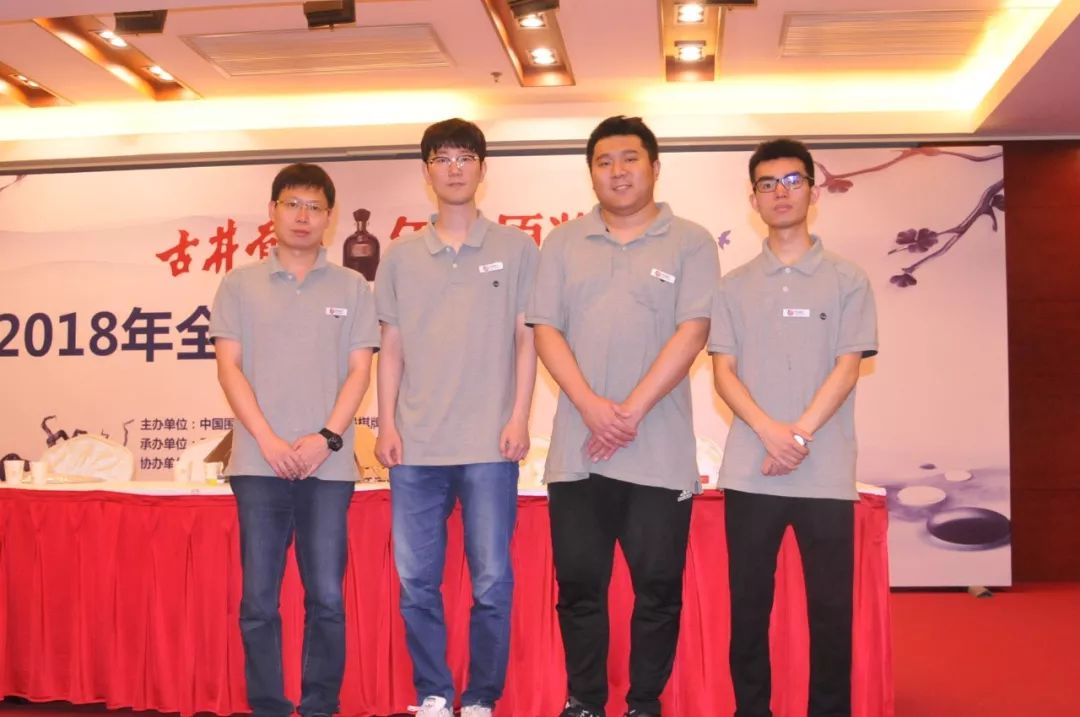 *藏西**中驰首战修得正果顽强拼搏成功升入全国围甲