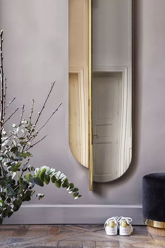 穿衣镜摆在哪里最合适,穿衣镜摆在哪里最好