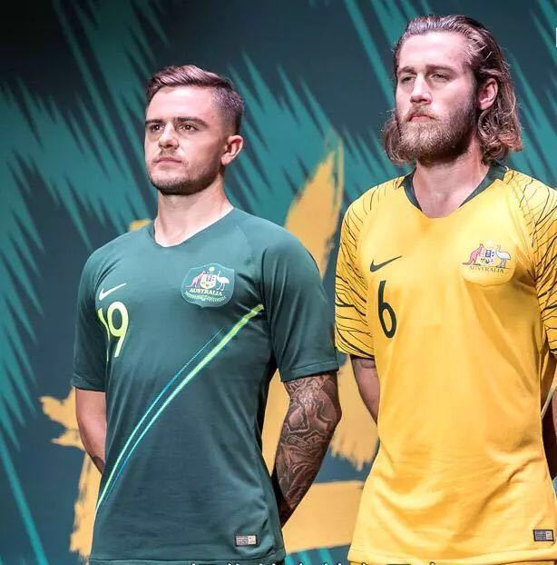 「DesignForce」2018世界杯不带你去天台,带你看球衣!